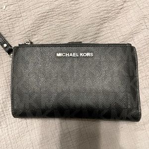 Black Michael Kors wallet